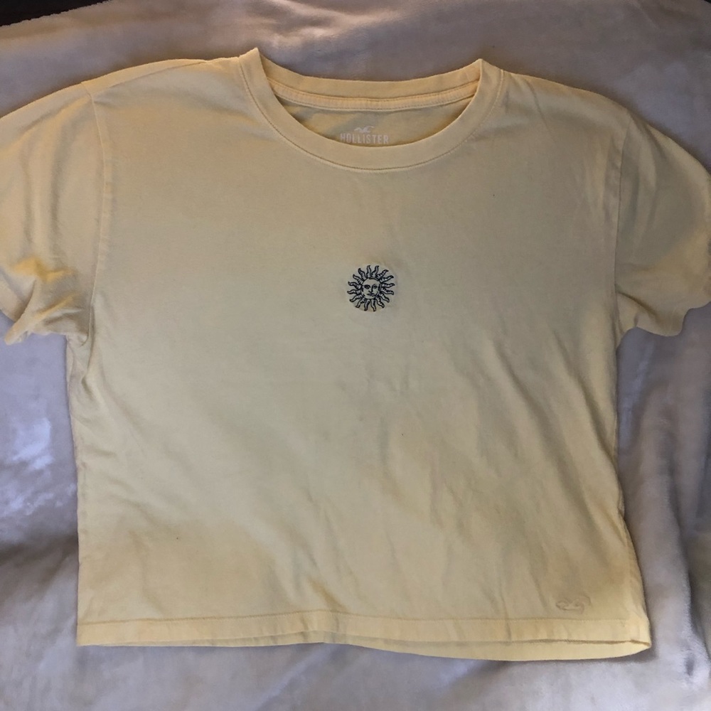 Hollister T-Shirt with Sun